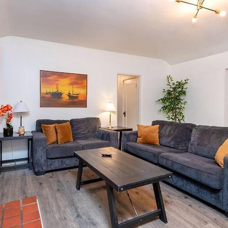 Chic And Spacious 3Br Gem In Central La Los Angeles Exterior photo