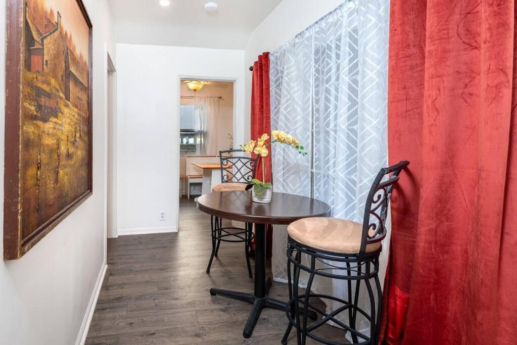 Chic And Spacious 3Br Gem In Central La Los Angeles Exterior photo